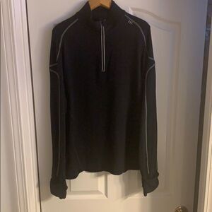 Lululemon  1/2 zip pullover reflector
